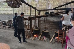 Pemprov Bali bina petani arak Buleleng