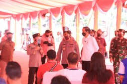 Kapolri targetkan 1.258.556 orang divaksin Sabtu ini