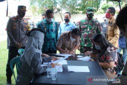 Wawali pantau vaksinasi di Mapolres Banjarbaru