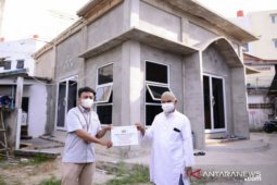 PT Timah serahkan bantuan renovasi hingga AC untuk Masjid