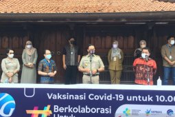 Gubernur Anies sebut vaksinasi di DKI capai 130 ribu per hari