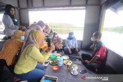 Perempuan Kalsel komitmen geliatkan ekonomi pariwisata "banua"