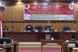 Wabup Tanjabbar hadiri rapat paripurna DPRD Tanjabbar