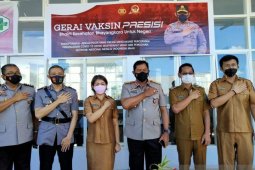 Honandar tinjau pelaksanaan gerai vaksin presisi di Bitung