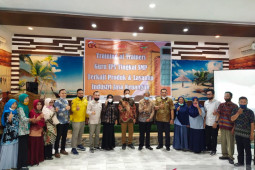 OJK gelar edukasi bagu guru IPS tingkat SMP se Kabupaten Tojo Una-Una