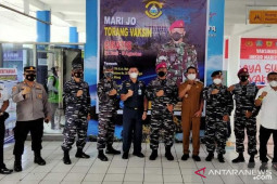 Honandar pantau pemberian vaksin COVID-19 masyarakat maritim