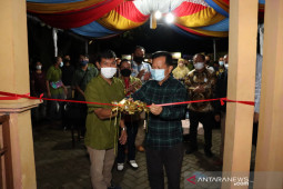 Bupati Tapin HM Arifin Arpan resmikan gedung wartawan