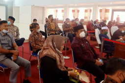 Wabup Merangin sampaikan jawaban atas pandangan fraksi terhadap APBD 2020