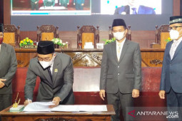 Seluruh fraksi DPRD Kabupaten Probolinggo setujui LPP APBD 2020