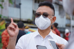 Edi Kamtono berharap pemerintah segera bangun Jembatan Paralel Kapuas
