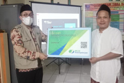 Kades Bantarwaru Undang khusus BPJAMSOSTEK guna ikutsertakan seluruh perangkat desanya
