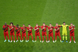 Susunan pemain Belgia vs Italia:  de Bruyne main