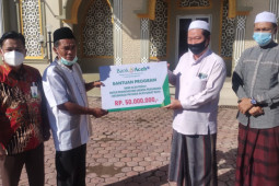 Organisasi keagamaan di Abdya terima CSR  Bank Aceh Syariah
