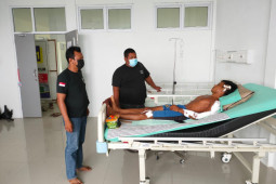 Seorang warga Semitau Kapuas Hulu bersimbah darah dianiaya pencuri