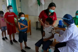 Pemkot Surabaya siapkan teknis pendaftaran vaksinasi anak usia 12-17 tahun
