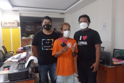 Simpan Sabu Dalam Casing Handphone, Enyok Diringkus Sat Resnarkoba Polresta Mataram