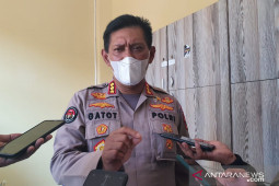 Polda Jatim telusuri poster ajakan tidak menyebar dan mengunggah berita COVID-19