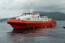 Cuaca buruk, dua kapal rute Manado-Ternate terpaksa berlindung ke Pulau Batang Dua