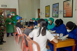 Koramil 1204 Belitang Hilir sukseskan vaksinasi