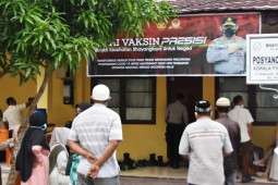 Masyarakat Aceh Timur serbu gerai vaksin COVID-19