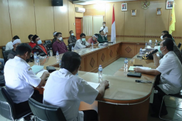 Bupati Dairi lakukan pertemuan dengan warga terkait sengketa dengan Gruti