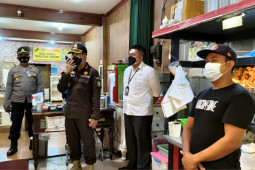 Kejari Surabaya  bakal tindak tegas apotek nakal