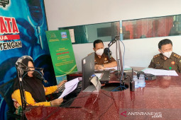 Kejaksaan HST beberkan beberapa program saat menyapa warga melalui radio