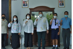 Kelas Pintar Dairi, lahirkan generasi emas
