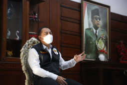 Perkantoran di Kota Surabaya wajib memiliki anggota tim tracing COVID-19
