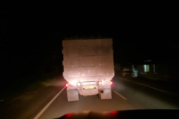 Angkutan batu bara masih lewat jalan raya