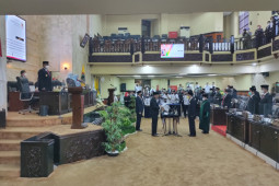 Keanggotaan DPRD Kalsel lengkap kembali
