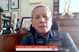 Pakar sarankan Indonesia meniru kebijakan negara lain percepat vaksinasi