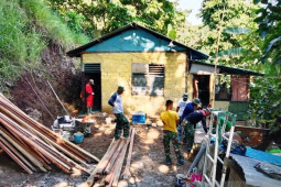 TNI AL bedah rumah anak juru parkir peraih Adhi Makayasa