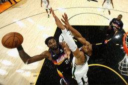 Phoenix Suns unggul 2-0 atas Bucks di Final NBA