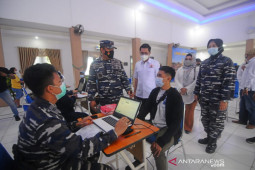 TNI AL, Kadin collaborate to vaccinate MSMEs in Banjarmasin