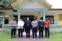 Kapolres Langkat silaturahmi dengan MUI