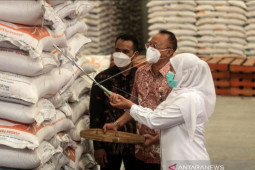 Kepala Gudang Bulog  Banjar Kemantren 2 dimutasi akibat ulah oknum buruh