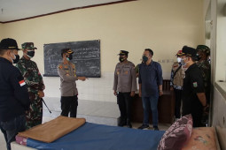 Kapolres Malang  cek kesiapan rumah isolasi penanganan COVID-19