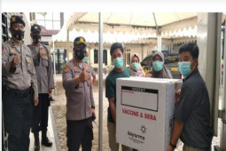 Kapolres Tebing Tinggi cek pengamanan vaksin