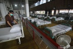 Pembangunan Rumah Sakit Darurat Surabaya