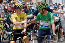 Tour de France: Mollema juarai etape 14, Pogacar tetap jersey kuning