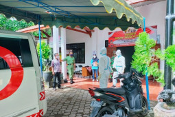 Tiga pekerja migran asal Kediri harus jalani isolasi karena positif COVID-19