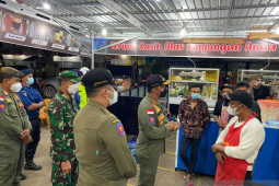 Kota Jambi membatasi jam operasional swalayan hingga pukul 17.00 WIB