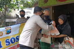 Polres Pamekasan salurkan sembako kepada warga terdampak COVID-19