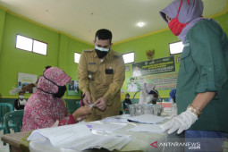 Pemkot Probolinggo salurkan bantuan bagi warga terdampak PPKM darurat