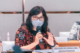 Kemenperin bantu fasilitasi pemenuhan bahan baku IKM