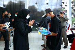 Dampak PPKM darurat, Pemkab Banyuwangi berikan bantuan kepada pelaku wisata Kawah ijen
