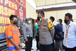 Polisi Sidoarjo tangkap bapak aniaya balita, kekerasan dipicu kalah "game online"