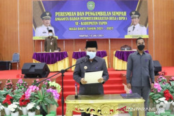 Sebanyak 650 anggota BPD di Tapin disumpah