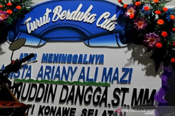 Istri Gubernur Sultra wafat, dimakamkan dengan prokes ketat